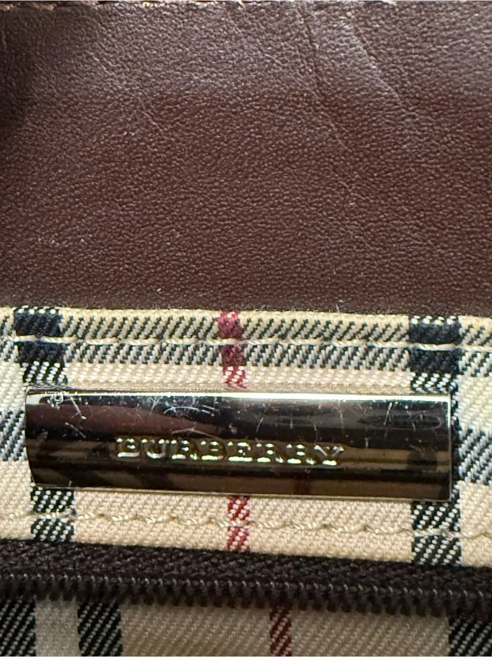 Burberry sleek mini
